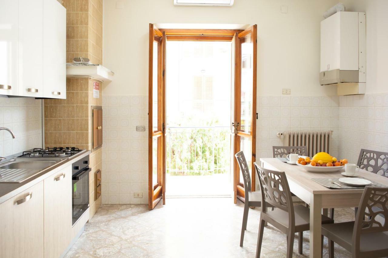 Villa Franca Mini Appartamenti บิสเชลเย ภายนอก รูปภาพ