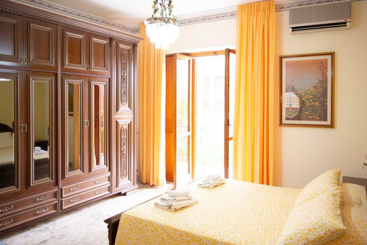 Villa Franca Mini Appartamenti บิสเชลเย ภายนอก รูปภาพ